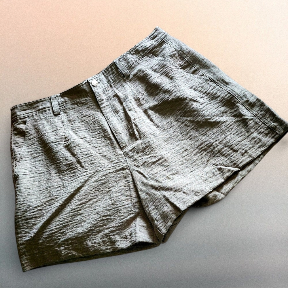 DKNY NWOT Shorts
